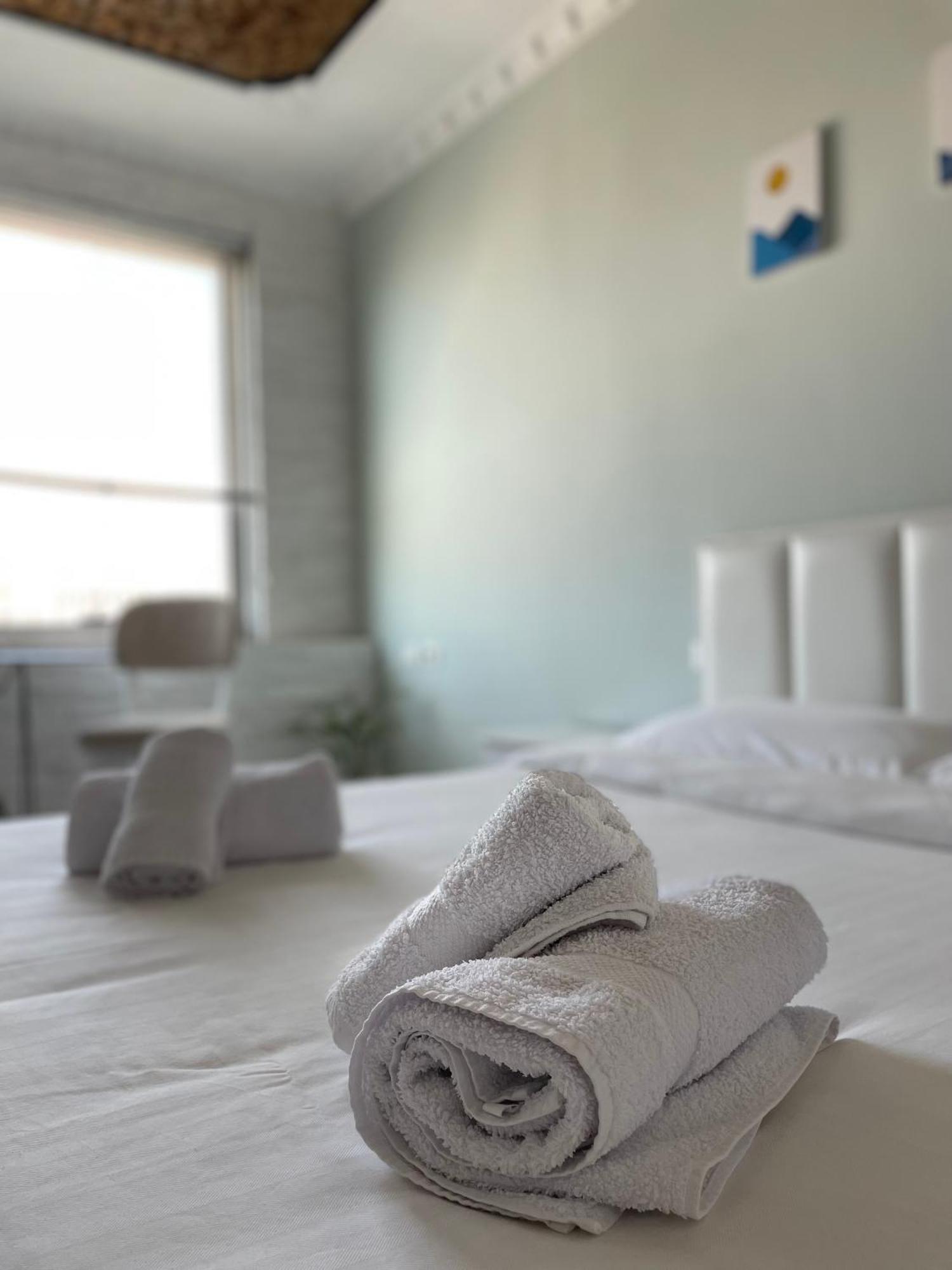 Agroni Rooms Tirana Buitenkant foto